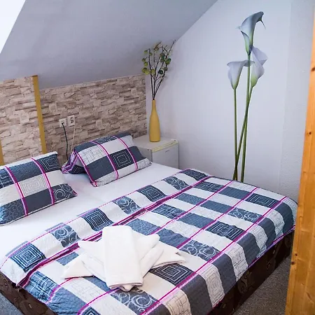 Art 3* Lázně Bohdaneč